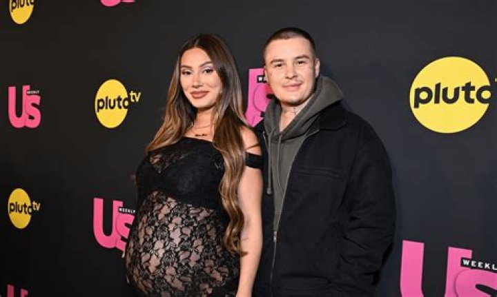 
Francesca Farago Explains Her Experience Shooting The Netflix Reality Program 