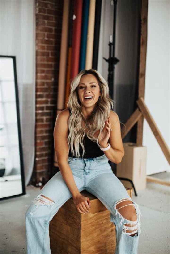  Kari Boetcher