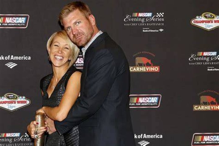 Lorra Bowyer Net Worth